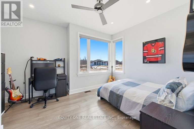 29626576/415-shoreway-drive/greely/ottawa/ontario/K4P0G4_9