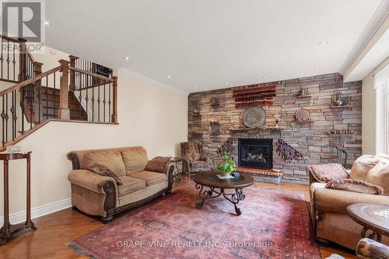 28599079/313-eckerson-avenue/stittsville-south/ottawa/ontario/K2S0K8_27