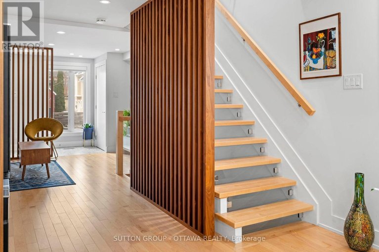 29613583/81-armstrong-street/hintonburg/ottawa/ontario/K1Y2V6_24