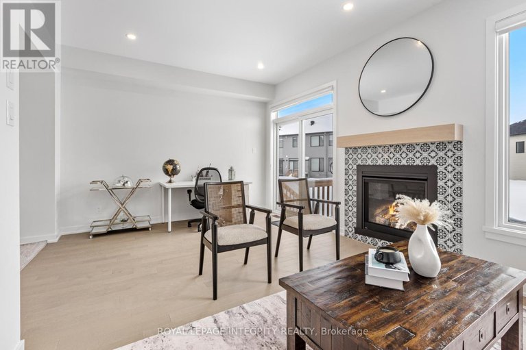 29357839/674-honeydew-street/riverside-southgloucester-glen/ottawa/ontario/K1X0K5_13