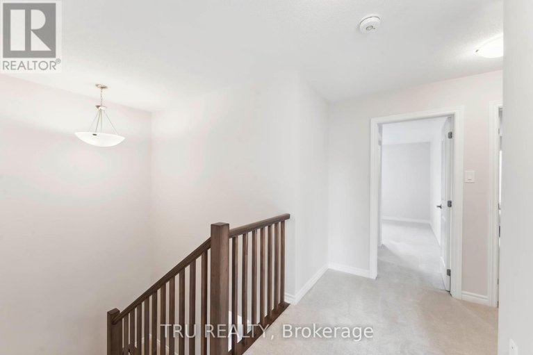 28426936/639-chillerton-drive/half-moon-bay/ottawa/ontario/K2J6X8_18