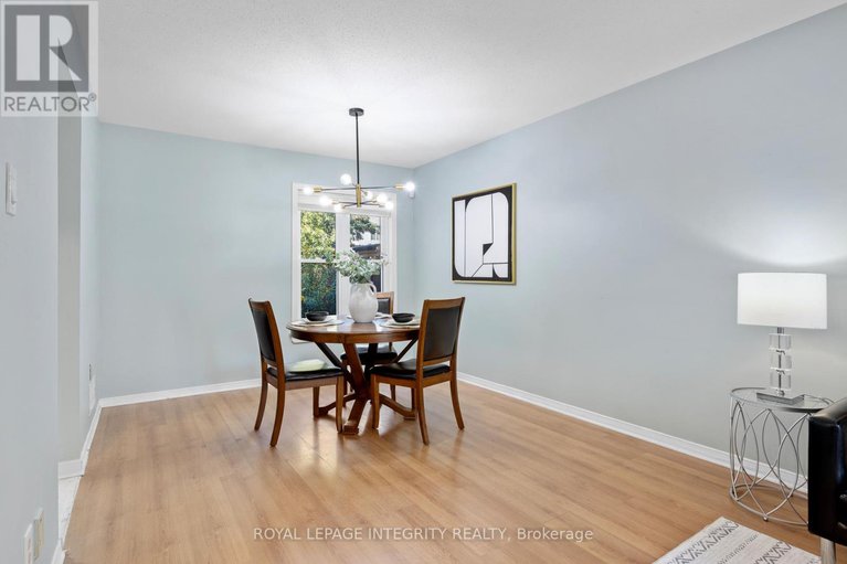 29051737/11-royal-field-crescent/longfields/ottawa/ontario/K2J4G1_6