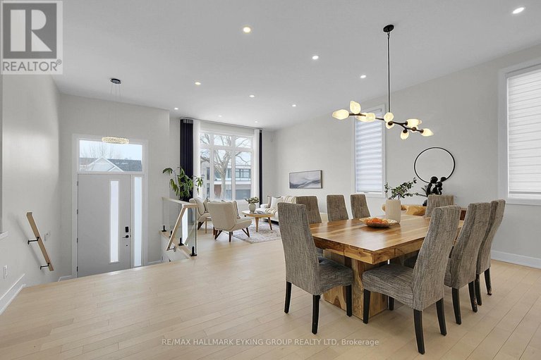 28550899/623-rowanwood-avenue/mckellarhighland/ottawa/ontario/K2A3E3_8