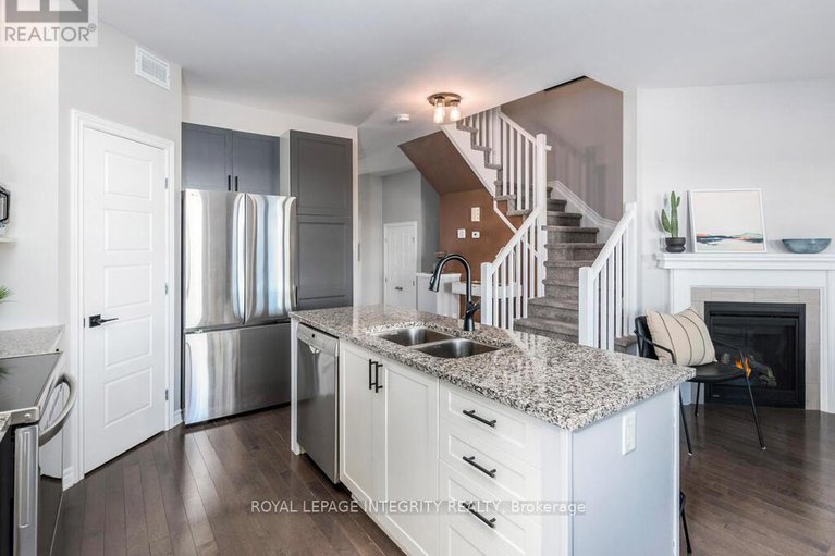 29261169/634-cartographe-street/camelot/ottawa/ontario/K4A3N6_17