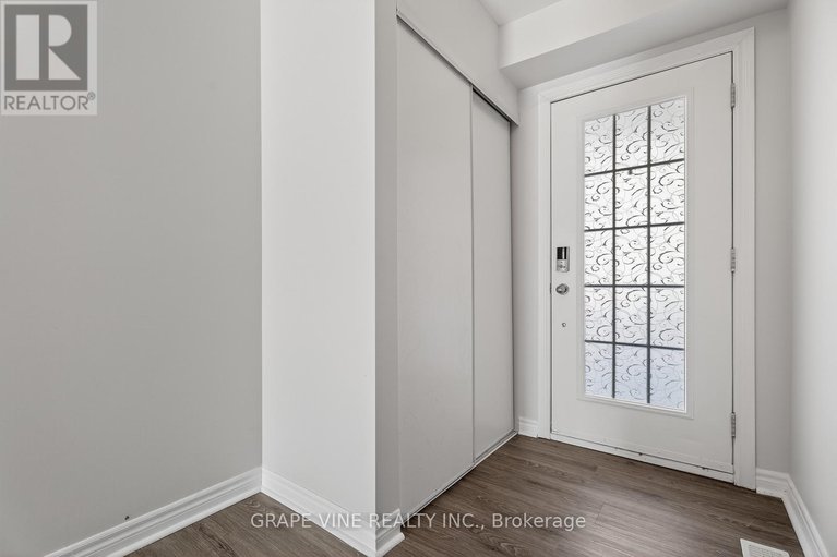 29425305/750-sanibel-private/westcliffe-estates/ottawa/ontario/K2H0A8_3