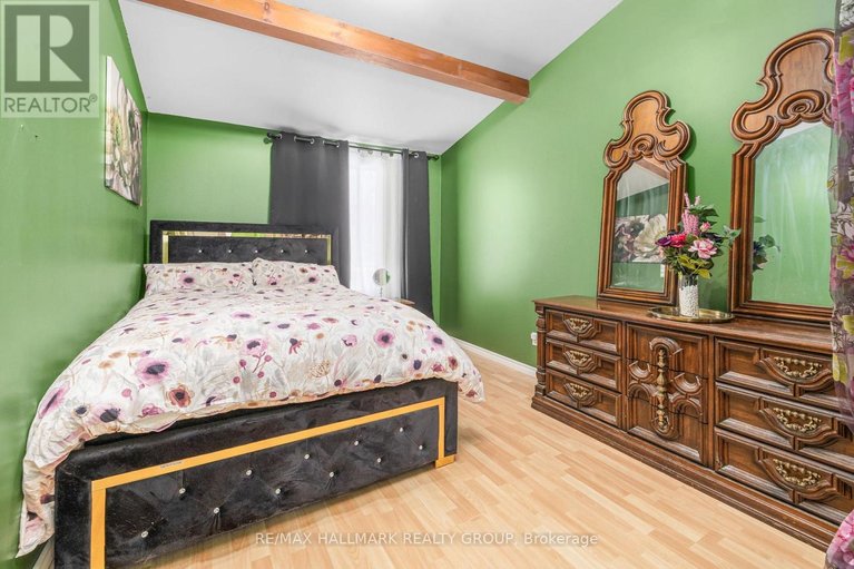 29541162/135-woods-road/constance-bay/ottawa/ontario/K0A3M0_21