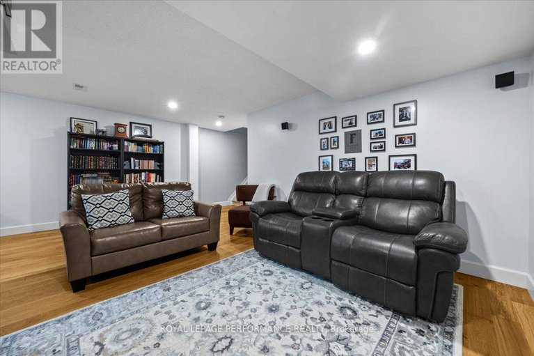 29413614/416-rochefort-circle/avalon-west/ottawa/ontario/K4A0M8_32