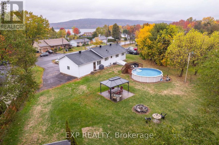 29159203/635-front-road-w/champlain-twp/champlain/ontario/K0B1K0_44