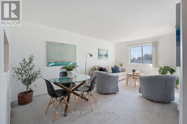 28876119/206-212-viewmount-drive/borden-farmstewart-farmcarleton-heightsparkwood-hills/ottawa/ontario/K2E7X2_11