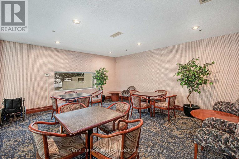 29115346/301-1480-riverside-drive/riverview-park/ottawa/ontario/K1G5H2_42