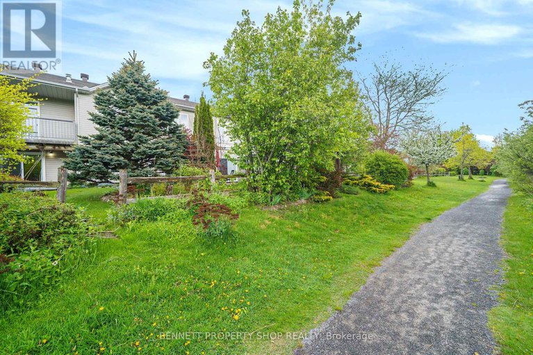 28438750/55-eileen-crescent/stittsville-central/ottawa/ontario/K2S1X2_23