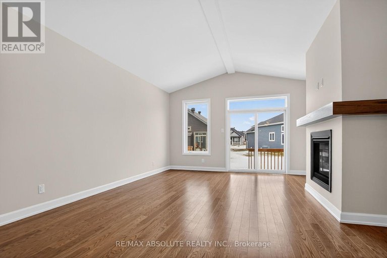 29392525/379-equinelle-drive/north-grenville-twp-kemptville-south/north-grenville/ontario/K0G1J0_22