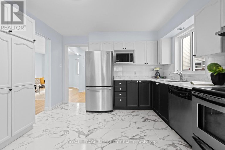 29176562/11-royal-field-crescent/longfields/ottawa/ontario/K2J4G1_10