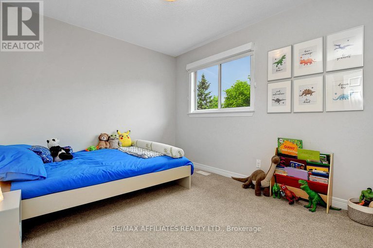 28483640/31-spur-avenue/bridlewood/ottawa/ontario/K2M2R9_36
