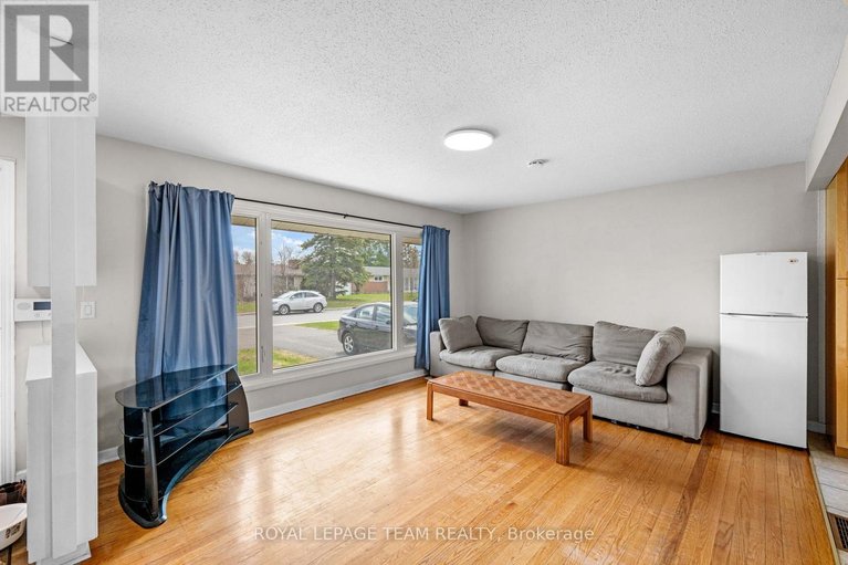 29660609/50-hilliard-avenue/city-viewskylinefisher-heightsparkwood-hills/ottawa/ontario/K2E6C1_10