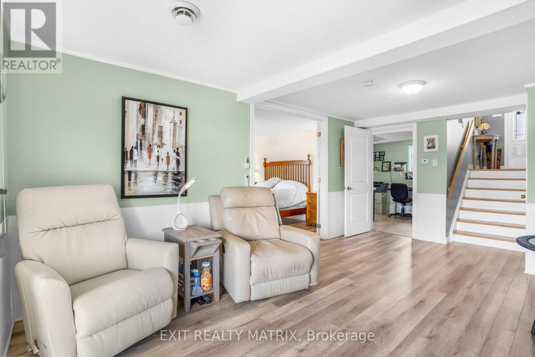 28856294/93-montpetit-street/champlain-twp/champlain/ontario/K0B1K0_12