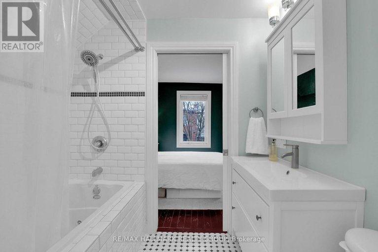 29583762/30-adelaide-street/glebe/ottawa/ontario/K1S3S1_23