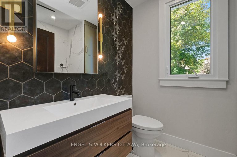28906637/19-foster-street/hintonburg/ottawa/ontario/K1Y3J3_35