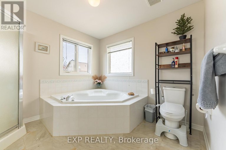 28360467/15-mayford-avenue/barrhaven-east/ottawa/ontario/K2G6A7_33