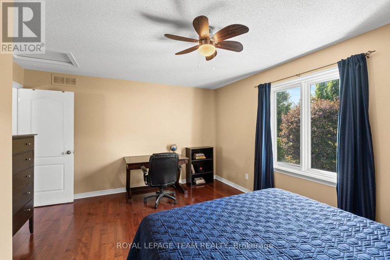 28577320/7-ash-valley-avenue/barrhaven-east/ottawa/ontario/K2G6V3_29