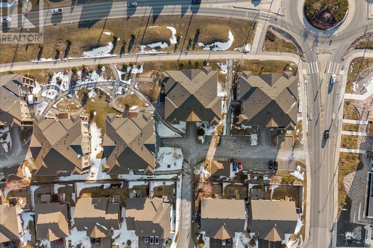 29538012/b102-210-janka-private/emerald-meadowstrailwest/ottawa/ontario/K2V0E6_26