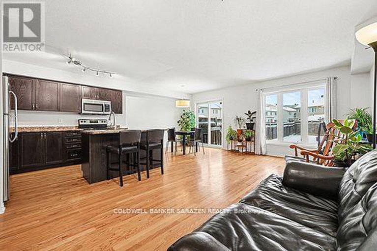 29378873/157-lokoya-street/emerald-meadowstrailwest/ottawa/ontario/K2S0J5_2