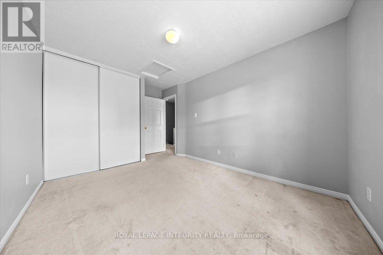 28639297/209-arcola-private/overbrookcastle-heights/ottawa/ontario/K1K4X1_29
