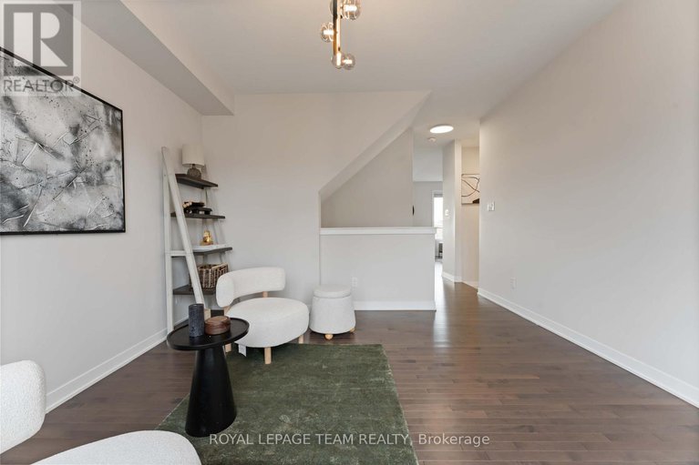 29118048/3040-travertine-way/half-moon-bay/ottawa/ontario/K2J6W9_5