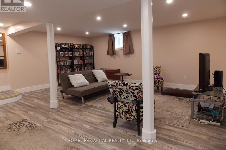 29204242/2515-gravelle-crescent/blackburn-hamlet/ottawa/ontario/K1B3A4_23