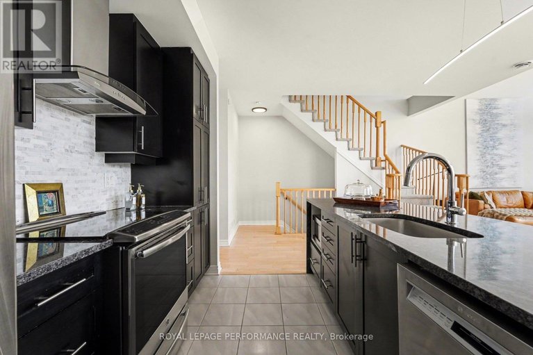 29525861/151-poplin-street/riverside-southgloucester-glen/ottawa/ontario/K4M0G7_11