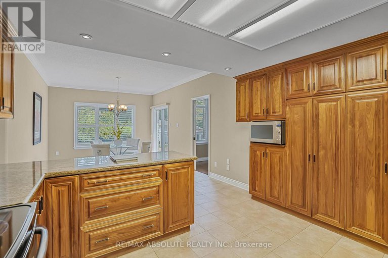 28668574/1513-apeldoorn-avenue/carleton-heights/ottawa/ontario/K2C1V2_14