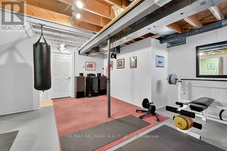 29008692/1915-orchardview-avenue/fallingbrookgardenway-south/ottawa/ontario/K4A3H1_23