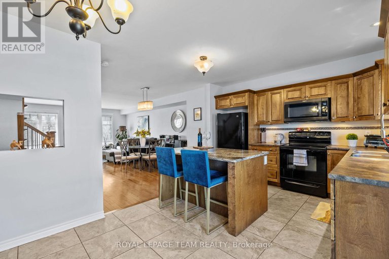 28493803/125-brilia-private/beacon-hill-south/ottawa/ontario/K1J0B7_16