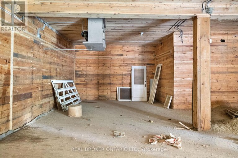 29377973/2099-county-20-road/north-grenville-twp-kemptville-south/north-grenville/ontario/K0G1T0_29