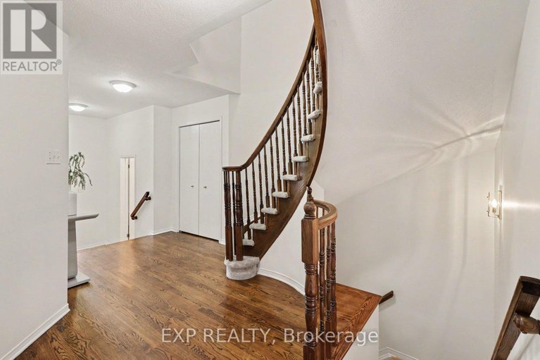 29555754/6322-sablewood-place/chapel-hill/ottawa/ontario/K1C7M6_4