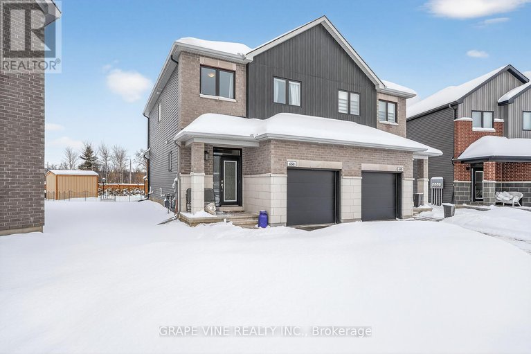 29276548/650-fisher-street/north-grenville-twp-kemptville-south/north-grenville/ontario/K0G1J0_2