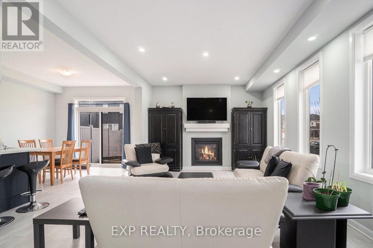 28953712/796-cappamore-drive/half-moon-bay/ottawa/ontario/K2J6V6_14