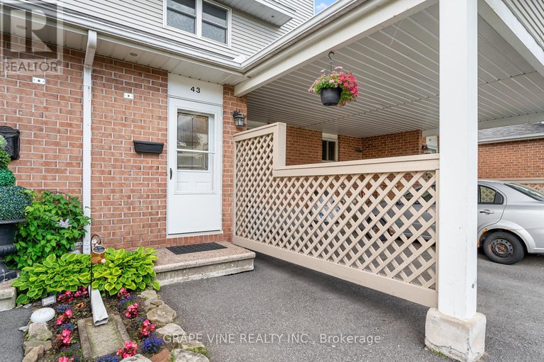 28499106/43-bentbrook-crescent/heritage-park/ottawa/ontario/K2J3Y1_4