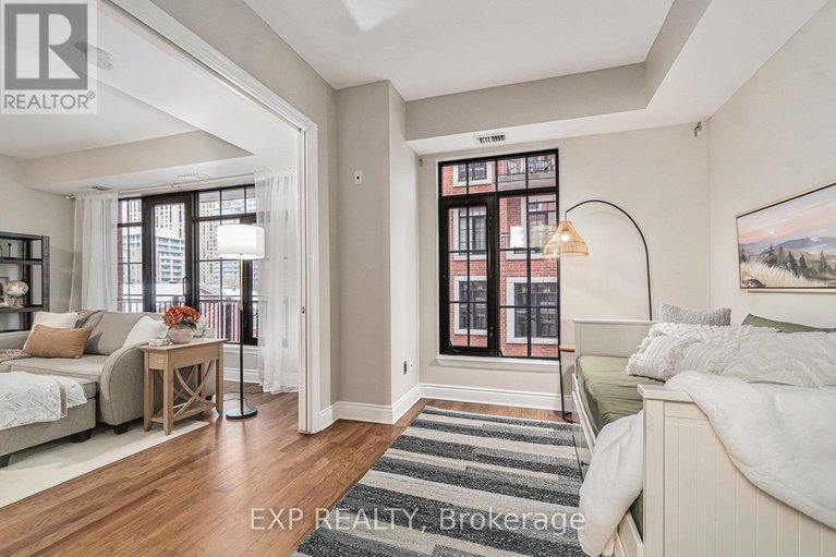 29106195/403-327-breezehill-avenue-s/west-centre-town/ottawa/ontario/K1Y1R6_13