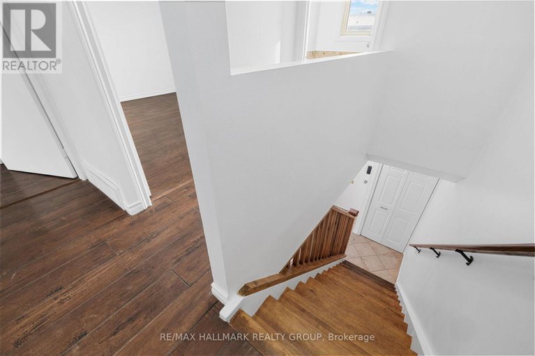 29173642/c-1458-heatherington-road/heron-gateindustrial-park/ottawa/ontario/K1V6S1_17