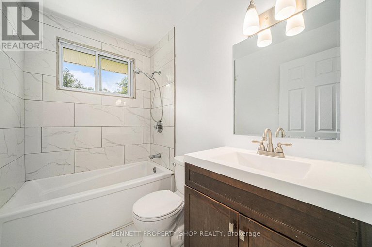 28613601/3316-gregoire-road/osgoode-twp-east-incl-kenmore/ottawa/ontario/K4R1E5_12