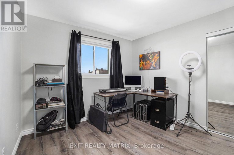 29440006/697-levac-drive/fallingbrookpineridge/ottawa/ontario/K4A2R3_16