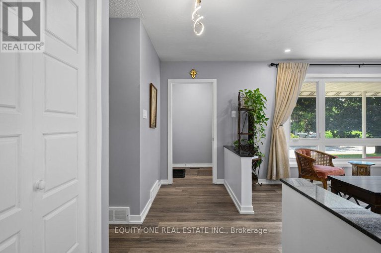 28621655/1041-wiseman-crescent/riverside-park/ottawa/ontario/K1V8J3_7