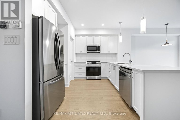 28911071/966-acoustic-way/riverside-southgloucester-glen/ottawa/ontario/K4M0R1_6