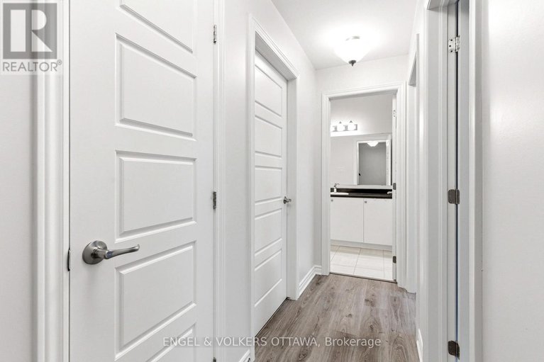 29519858/808-kiniw-private/cfb-rockcliffe-and-area/ottawa/ontario/K1K5A4_19