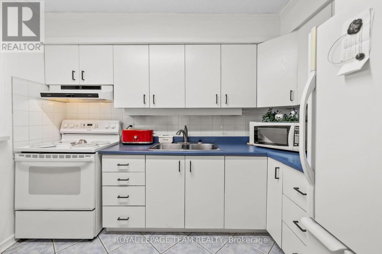 28377334/1607-158b-mcarthur-avenue/vanier/ottawa/ontario/K1L8C9_9