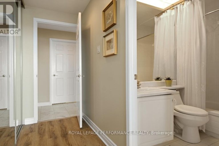 29514989/2002-1480-riverside-drive/riverview-park/ottawa/ontario/K1G5H2_27