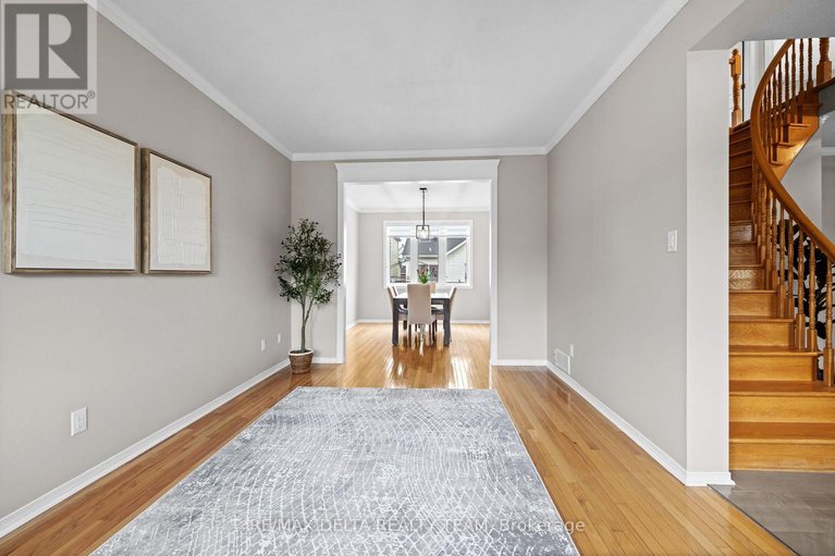 28543683/1591-winterport-way/fallingbrookpineridge/ottawa/ontario/K4A4C2_24