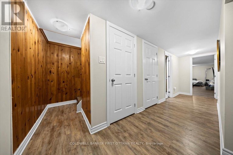 29487497/13-edgebrook-road/lynwood-village/ottawa/ontario/K2H6C2_23