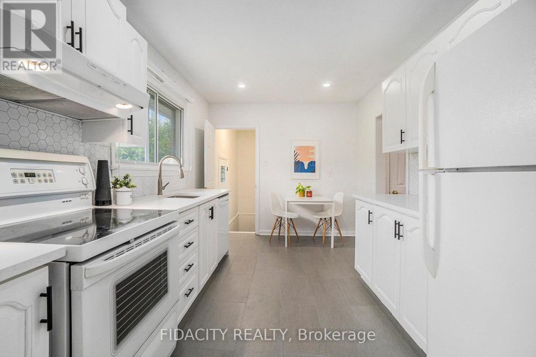 28372915/2147-iris-street/bel-air-park/ottawa/ontario/K2C1B4_9